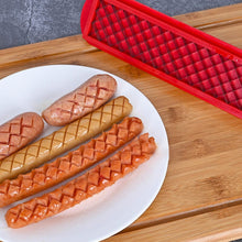 Load image into Gallery viewer, Perfect Criss-Cross Slots Hotdogs Slicer