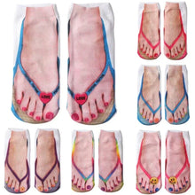 Load image into Gallery viewer, Manicure Print Socks
