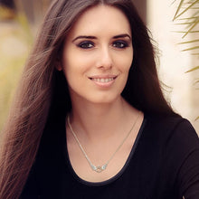 Load image into Gallery viewer, Shiny Necklace with Angel Wings